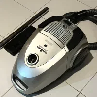 جاروبرقی KALORANCE 2200W با کیفیت