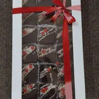 شکلات مغز دار ۱۸ عددی مناسب کادو|خوردنی و آشامیدنی|تهران, یافت آباد جنوبی|دیوار