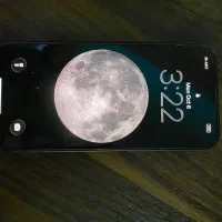 اپل iPhone 13 با حافظهٔ ۱۲۸ گیگابایت