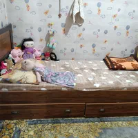 تخت و کمد و کتابخانه ومیز تحریر|تخت و سرویس خواب|اسلام‌شهر, زرافشان|دیوار