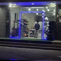 فروشنده  مغازم دخانیات