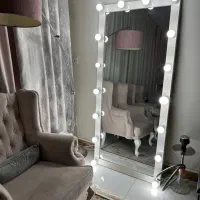 آینه چراغ دار