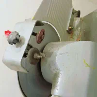 دستگاه کالباس بر در حد نو