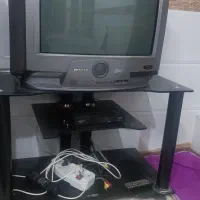 تلویزیون ۲۱ اینچ همراه میز و دیجیتال زیر قیمت