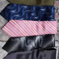 کراوات|لباس|رشت, شهرک صبا|دیوار