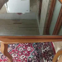 میز ناهار خوری با سه عدد صندلی