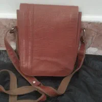 کیف چرم صدرصد طبیعی در حد نو