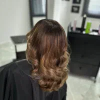 آکادمی ترمی تخصصی رنگ و مو