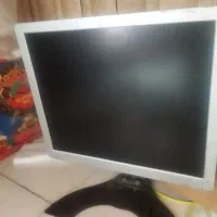 مانیتور ۱۷ اینچ اچ پی