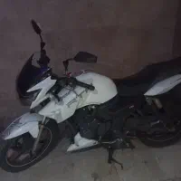 فروش موتور سیکلت آپاچی 180