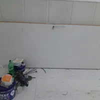 در کمد دیواری