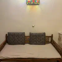 تخت سنتی چوبی