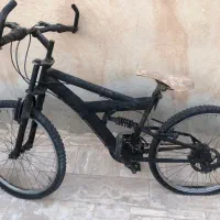 دوچرخ  نیاز به تعمیر