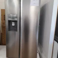 ساید بای ساید گالری اسنوا