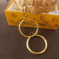 مقداری طلا ۲۱ واسه فروش فقط تا فردا .گوشواره ۱۸
