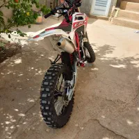 دو دستگاه موتور سی ار ام ۲۵۰ و موتور ۳۵۰ سی سی