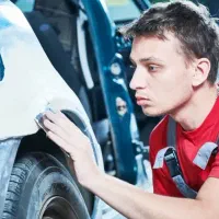 صافکار ماهر در نمایندگی کیا