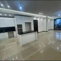۱۲۰ متر تک واحدی /پنجره قدی نورگیر / آماده تهاتر