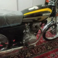سلام موتور هندا125بفروش می‌رسد
