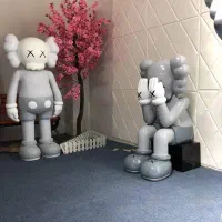 کارشناس فروش خانم