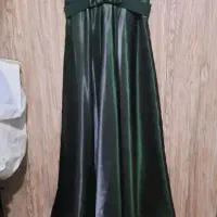 لباس سبز ساتن آمریکایی