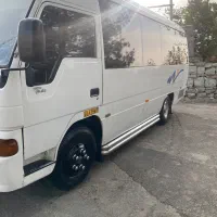 راننده مینی بوس هیوندا