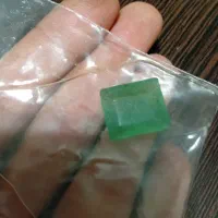 زمرد بینظیر طبیعی معدنی زامبیایی 16 قیراطی|جواهرات|قم, پردیسان|دیوار