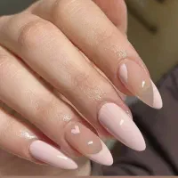 استخدام ناخنکار و اجاره میز و استخدام مژه کار
