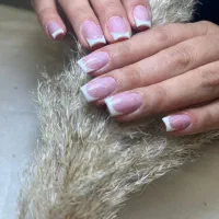 دستیار ناخن