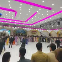 خواننده عروسی.