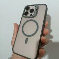 گوشی 16pro max در حد نو