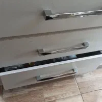 میز پبشخوان ام دی اف در حد نو|مبلمان اداری|ارومیه, |دیوار