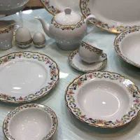 سرویس ۱۲ نفره چینی زرین طرح گلستان آکبند|ظروف سرو و پذیرایی|میبد, |دیوار