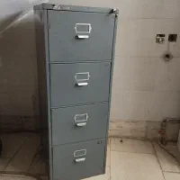 فایل فلزی چهار کشور کلیددار