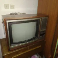 تلویزیون سونی چوبی|کلکسیون اشیاء عتیقه|انار, |دیوار