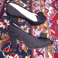 کفش پاشنه بلند