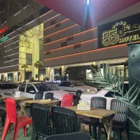 استخدام نیرو فست فود