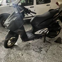 کیلیک ۱۶۰ مدل ۱۴۰۲