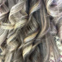 ۵۰٪ آف روی تمامی خدمات سالن زیبایی دریا رستا|خدمات آرایشگری و زیبایی|تهران, گلستان (شهرک راه آهن)|دیوار