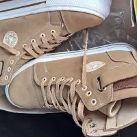 کفش نیم بوت