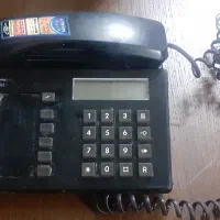 تلفن نیاز به تعمیر فقط ۲۰۰۰۰۰