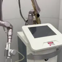 پزشک جهت همکاری در مطب زیبایی