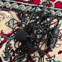 میکروفون یقه ای سیم دار