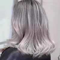 خدمات تخصصی رنگ مو،قیمت هر سایز مو فقط۲/۶۰۰ تا ۳ ت|خدمات آرایشگری و زیبایی|شیراز, وصال|دیوار