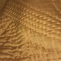 دوعددلحاف درحدنوبفروش میرسد