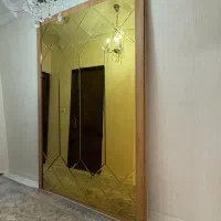اینه دکوراتیو کارشده بر روی چوب ام دی اف