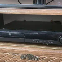 یک عدد تلویزیون ۴۳ اینچ سامسونگ