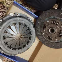 دیسک و صفحه کلاچ شاهین . بلبرینگ کلاچ|قطعات یدکی و لوازم جانبی|قم, بکایی|دیوار