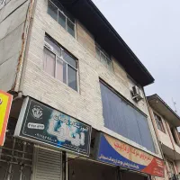 اجاره ۱۰۰ متر تجاری / دور میدان (رازی)