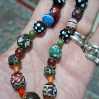 تعدای مهره مینایی گبری ساسانی و چشم نظر های صفوی|کلکسیون اشیاء عتیقه|تهران, خانی‌آباد|دیوار